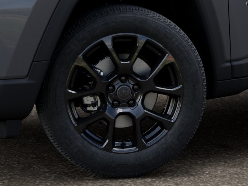 New 2026 Sting-Gray Clearcoat Jeep Latitude image 4