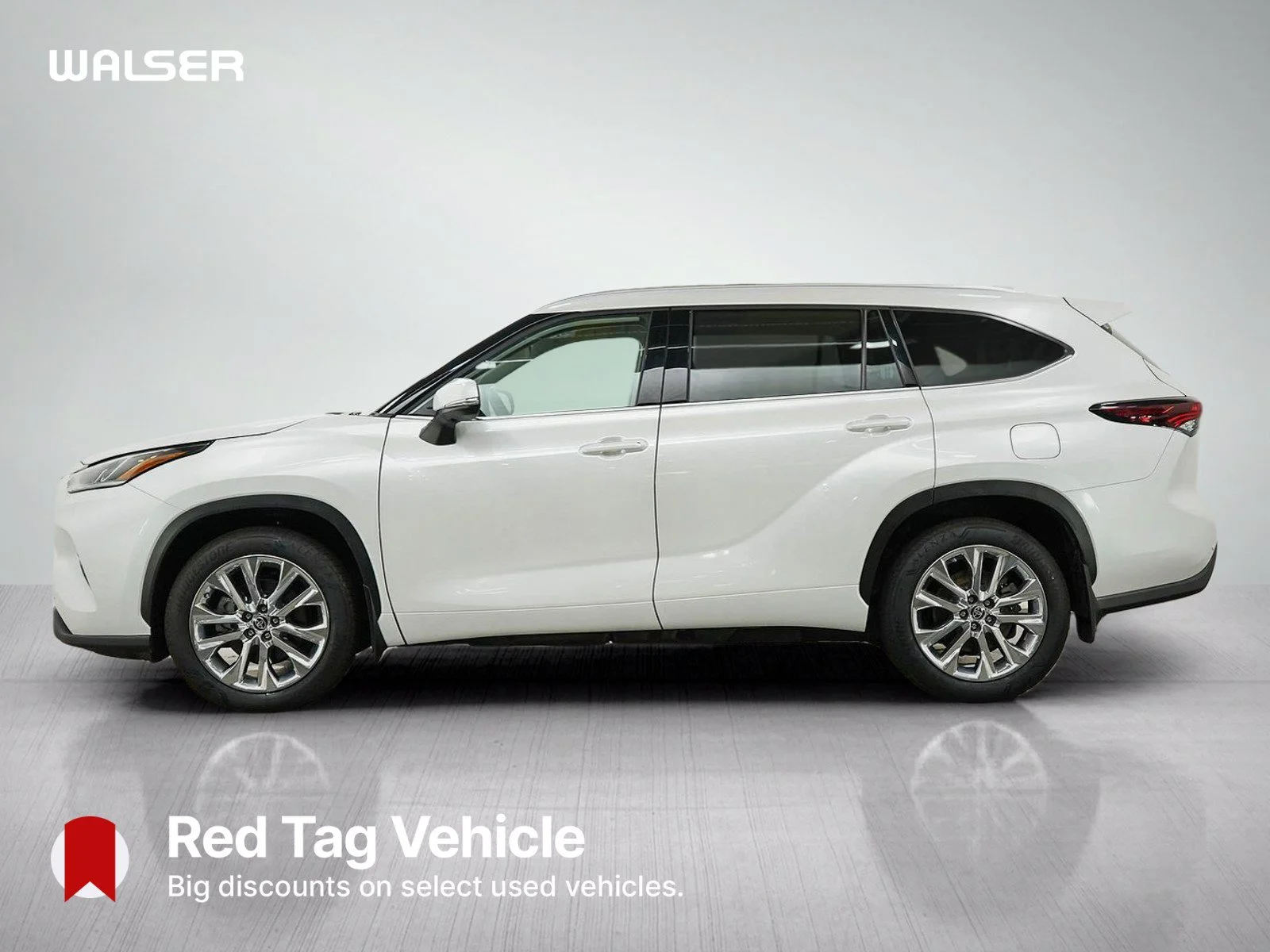 Used 2025 Toyota Highlander Limited with VIN 5TDKDRBH0SS582038 for sale in White Bear Lake, Minnesota