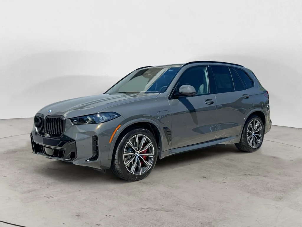 Used 2026 Gray BMW xDrive50e image 1