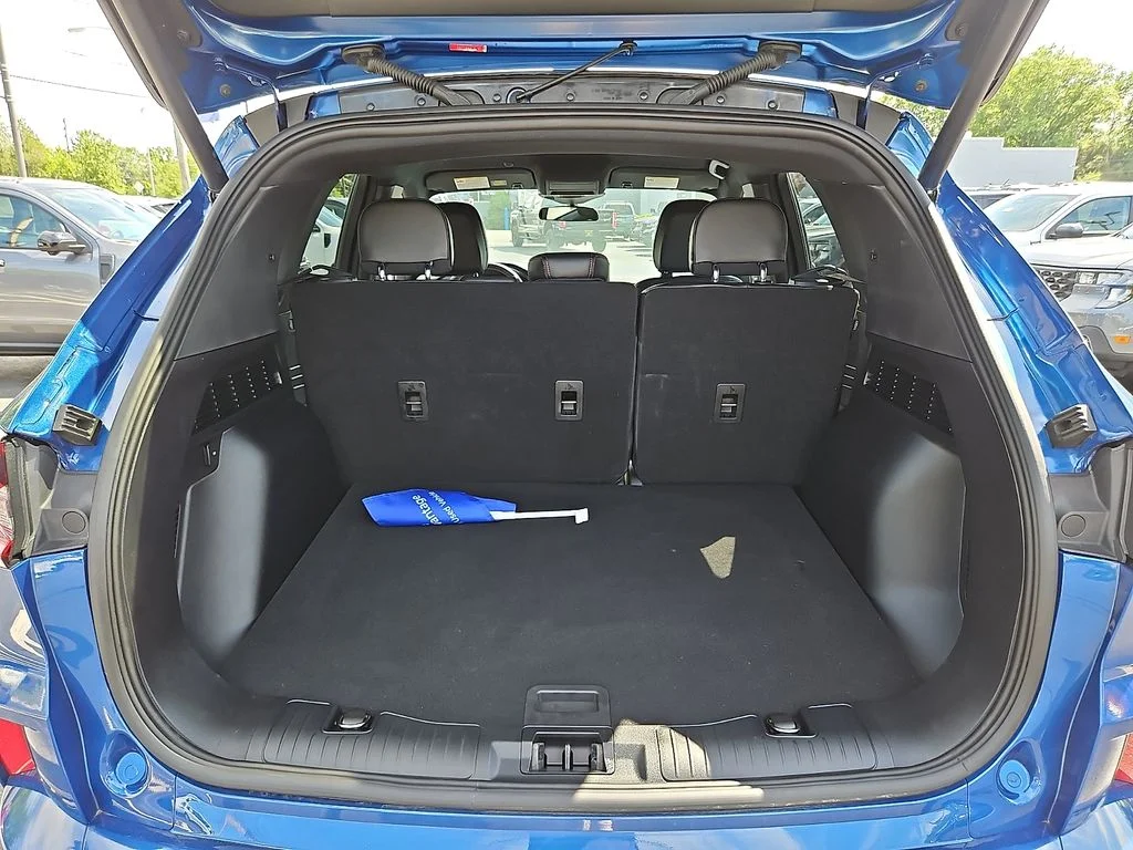 Used 2023 Blue Ford ST-Line image 29