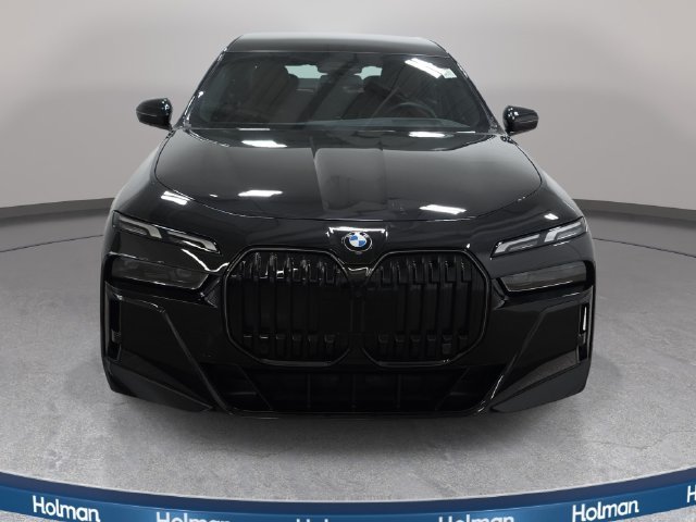 Certified Used 2025 Black Sapphire Metallic BMW 760i xDrive image 2