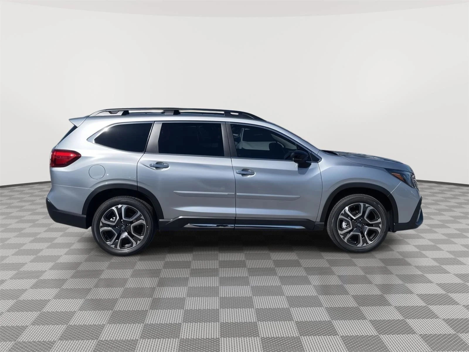 New 2026 Ice Silver Metallic Subaru Touring image 6