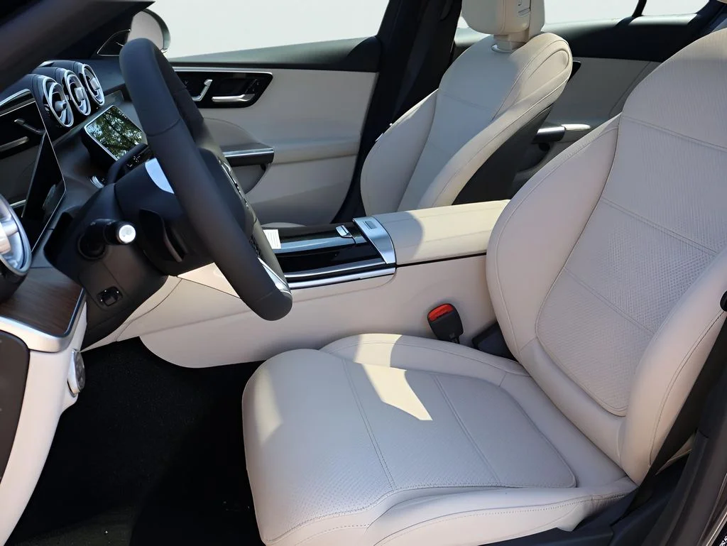 2025 Mercedes-Benz C-Class Sedan C 300 - Photo 36