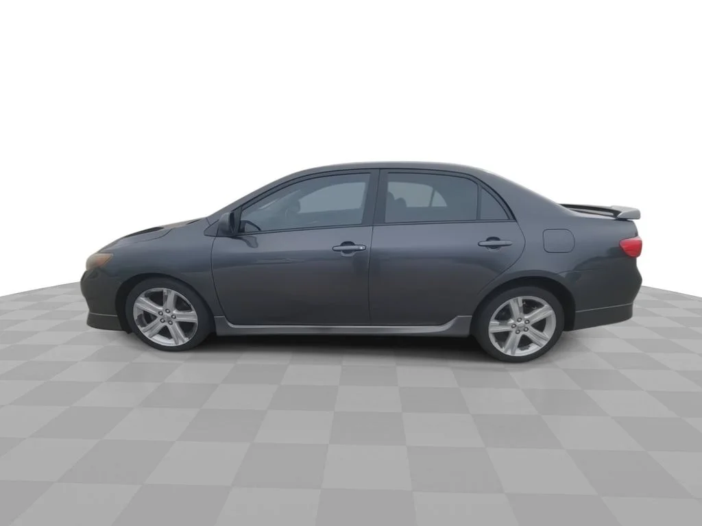Used 2009 Gray Toyota XRS image 6