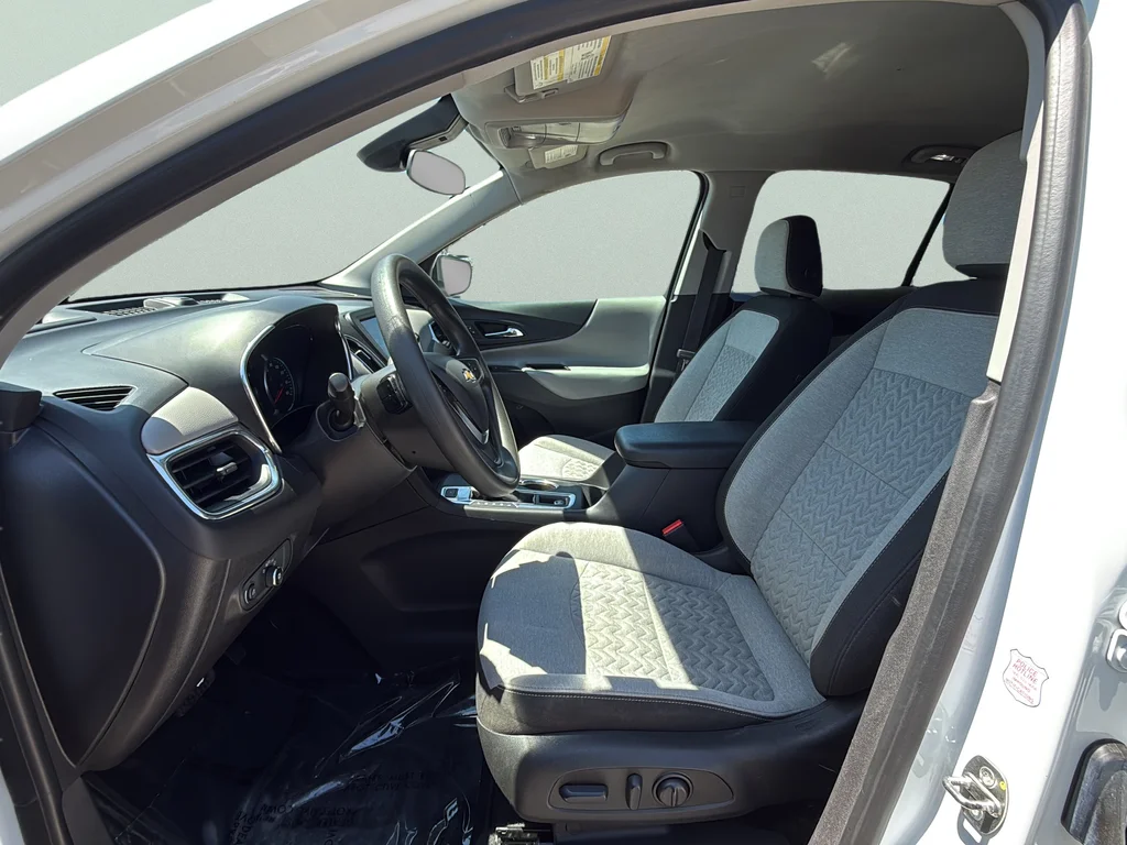 2023 Chevrolet Equinox LT - Photo 10