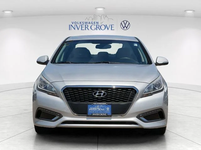 Used 2016 Hyundai Sonata Hybrid Base with VIN KMHE24L14GA038584 for sale in Inver Grove Heights, Minnesota