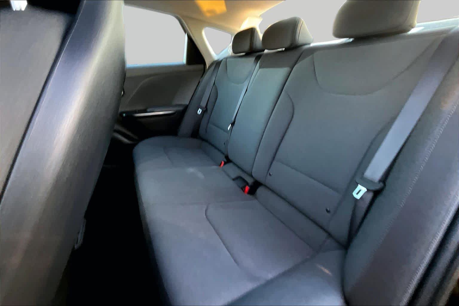 Used 2025 Aurora Black Pearl Kia LXS image 19
