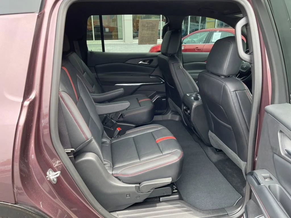 Used 2026 Stardust Metallic Chevrolet RS image 29