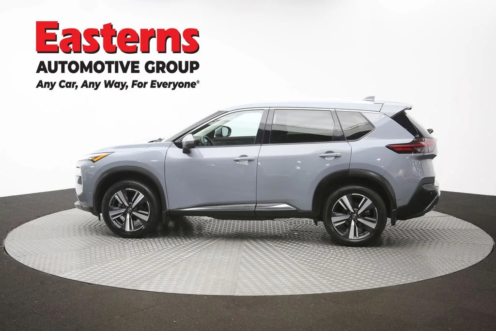 Used 2023 Gray Nissan SL image 63