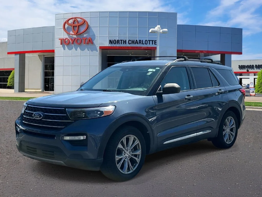 Used 2021 Blue Ford XLT image 5