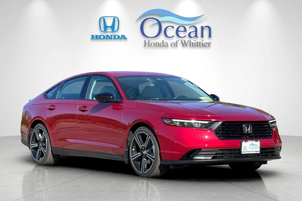 New 2026 Radiant Red Metallic Honda SE image 2