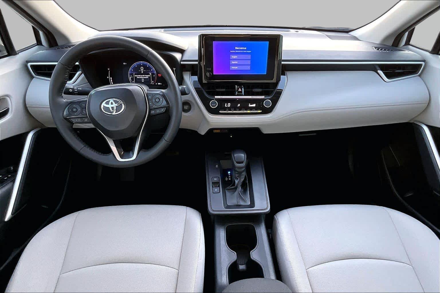 Used 2026 Wind Chill Pearl Toyota LE image 16
