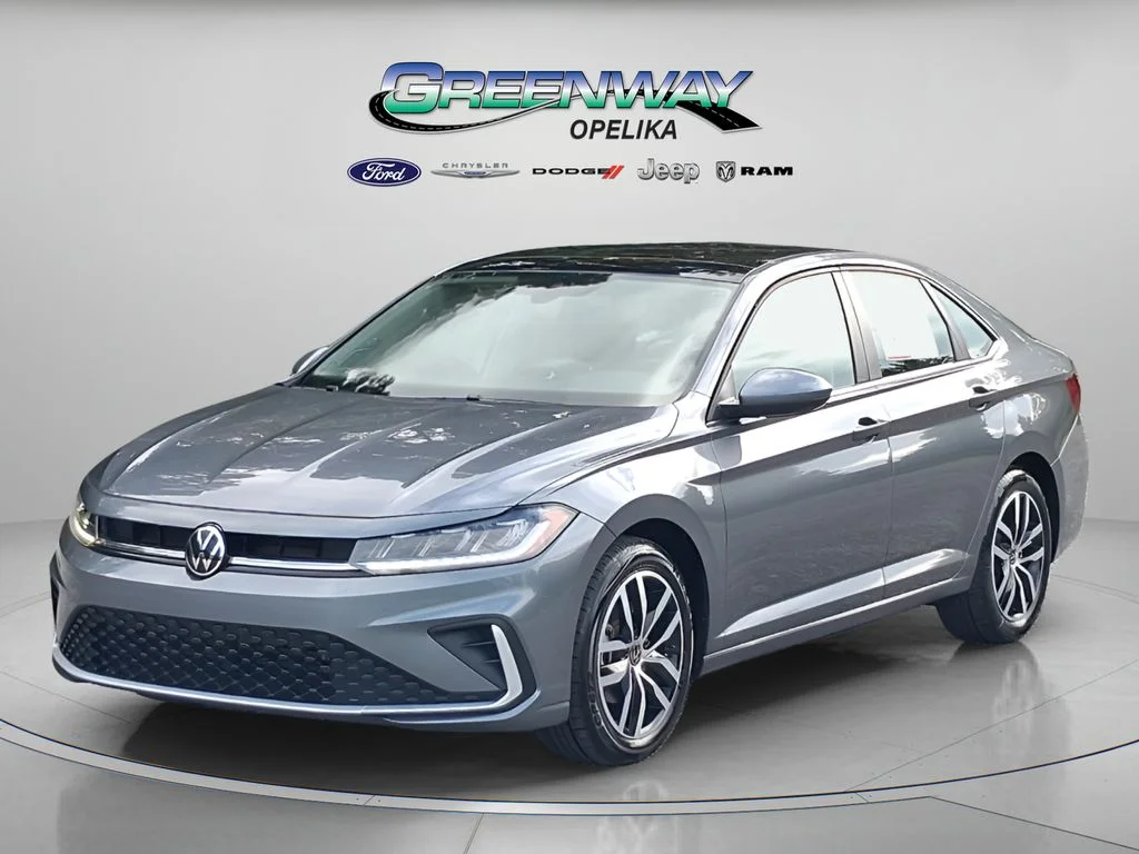 Used 2025 Platinum Gray Metallic Volkswagen 1.5T SE image 3