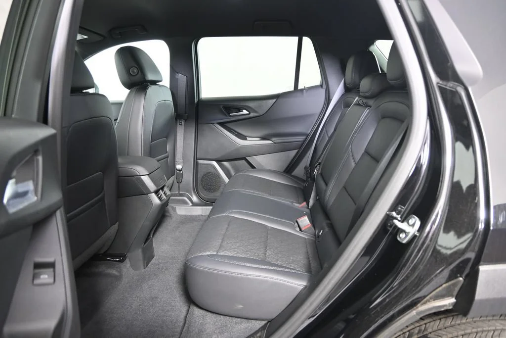 New 2026 Mosaic Black Metallic Chevrolet LT image 17