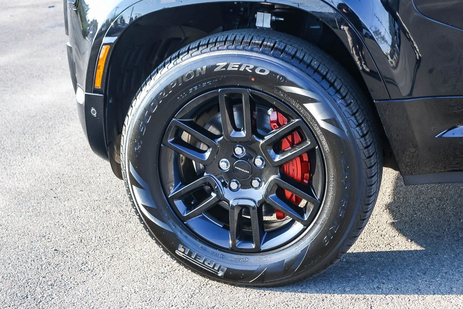 New 2026 Santorini Black Land Rover X image 8