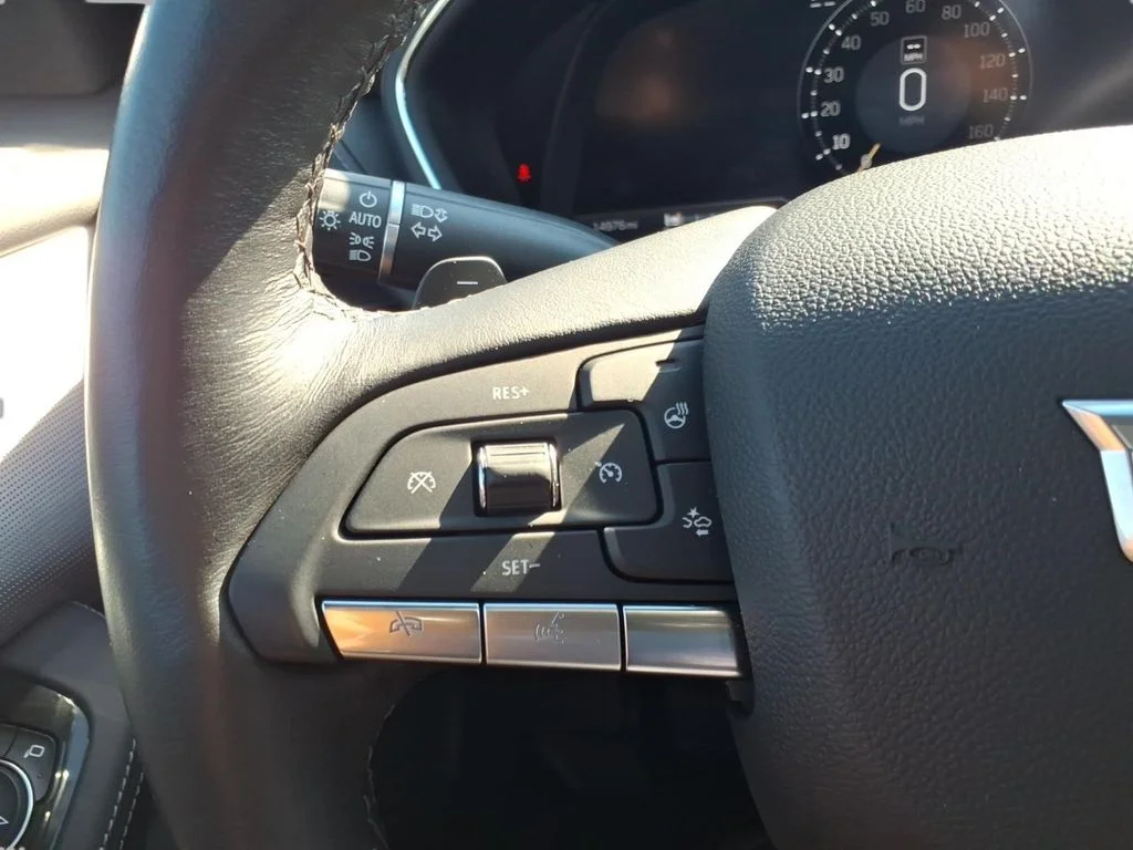 Used 2023 Silver Cadillac Premium Luxury image 28