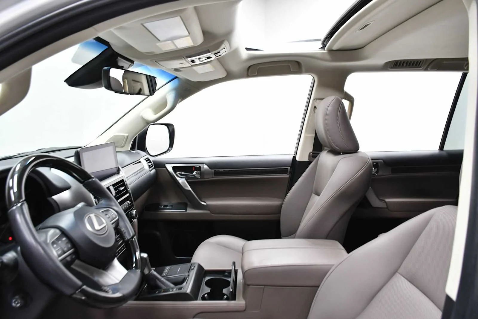 Used 2023 Eminent White Pearl Lexus Premium image 13