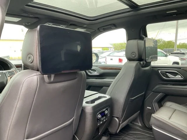 Used 2022 Black Chevrolet High Country image 50