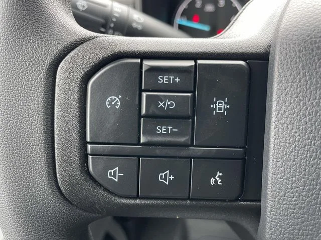 New 2026 Oxford White Ford F-450® XL image 10