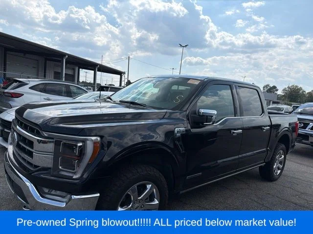 Used 2023 Black Ford Lariat image 3