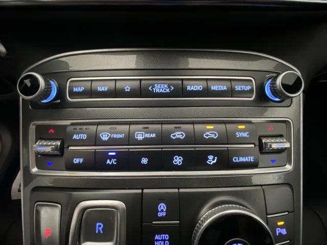 Used 2023 Red Hyundai Calligraphy image 19