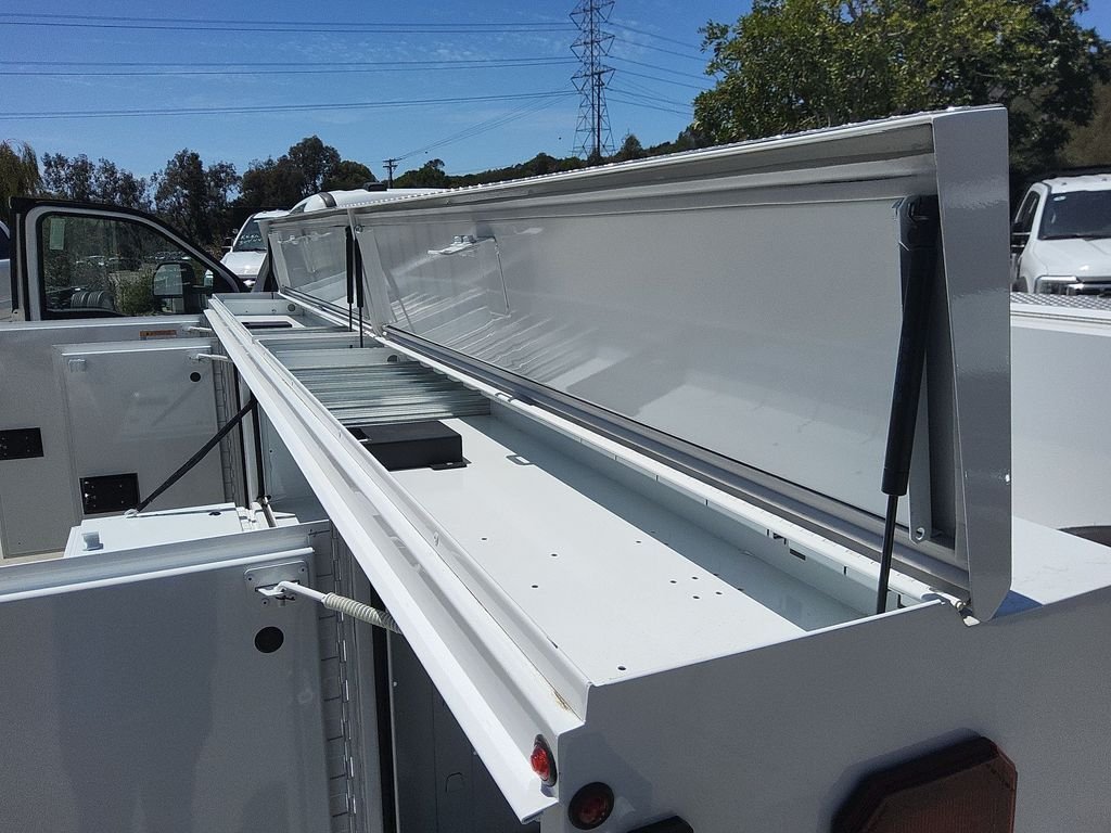 New 2025 Oxford White Ford XL image 20