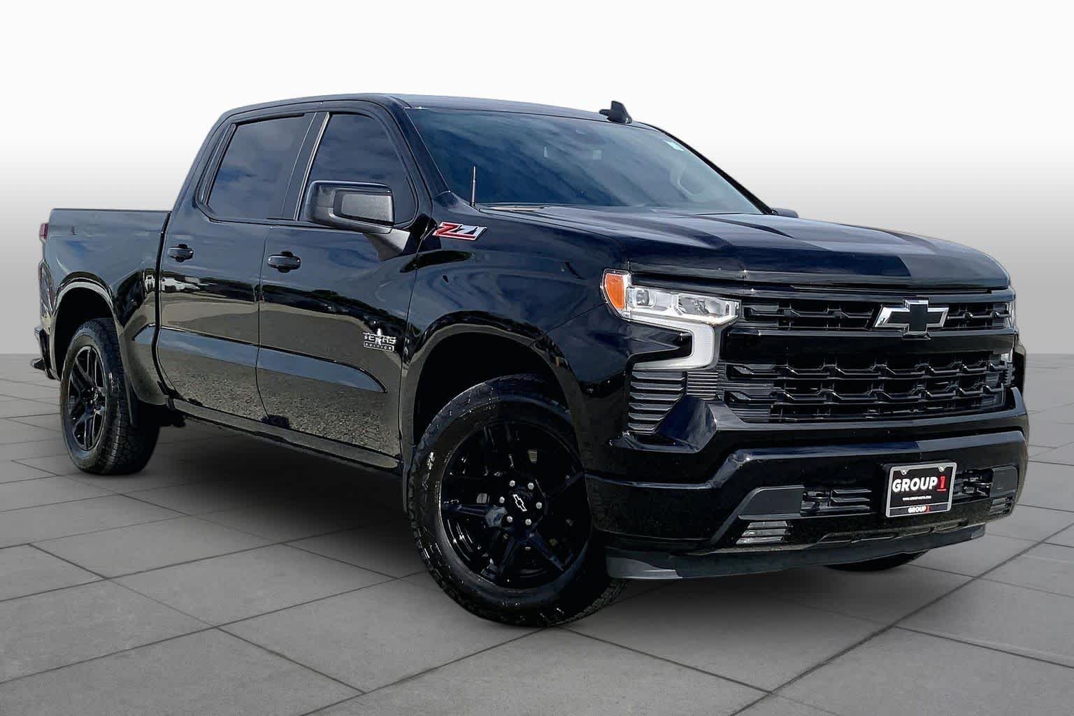 Used 2023 Black Chevrolet RST image 3