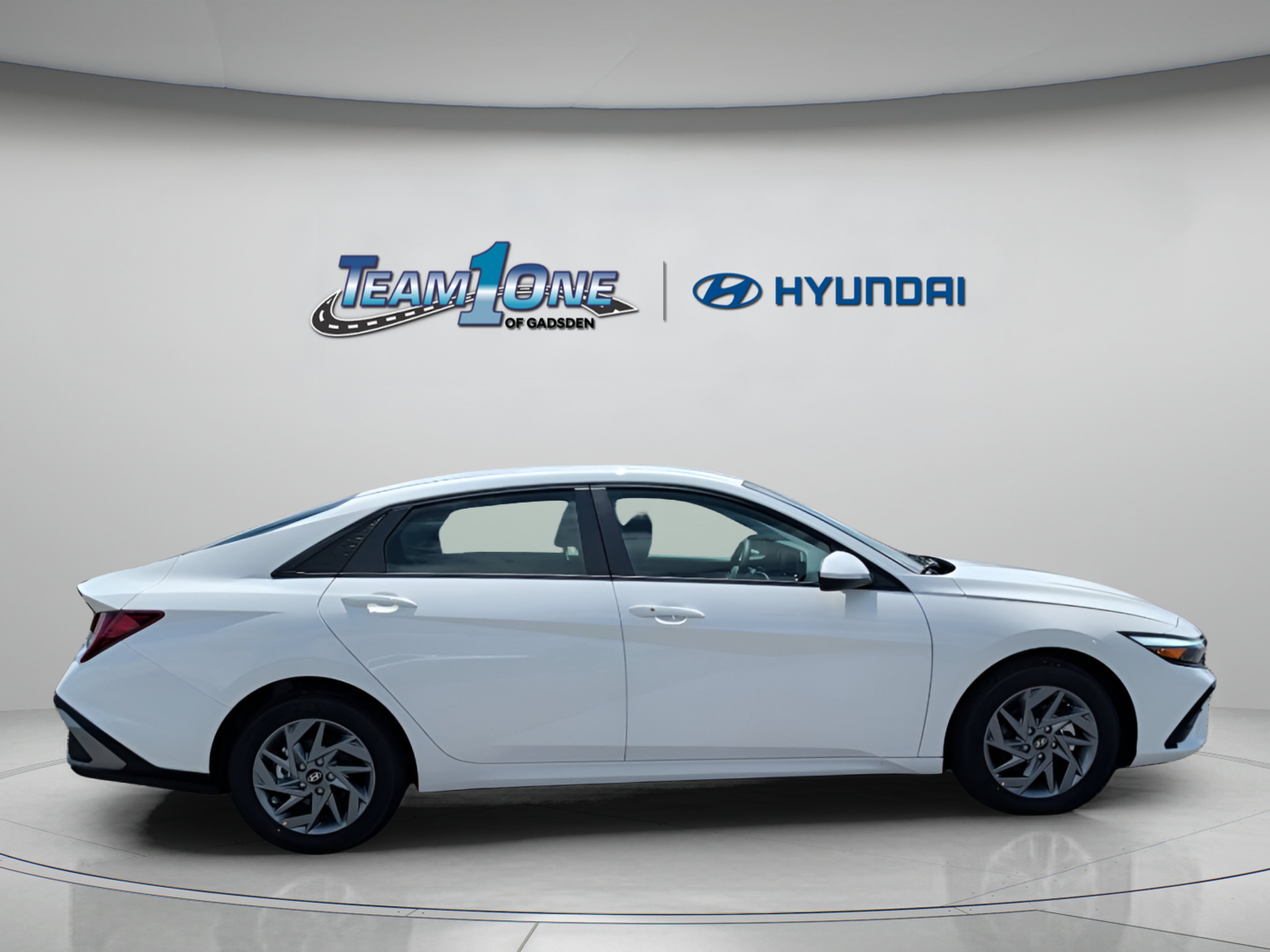 New 2026 Serenity White Hyundai Blue image 9