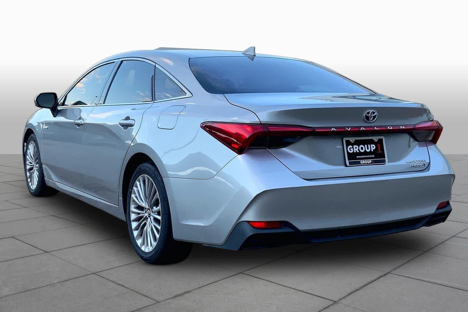 Used 2019 Celestial Silver Metallic Toyota Hybrid Limited image 11