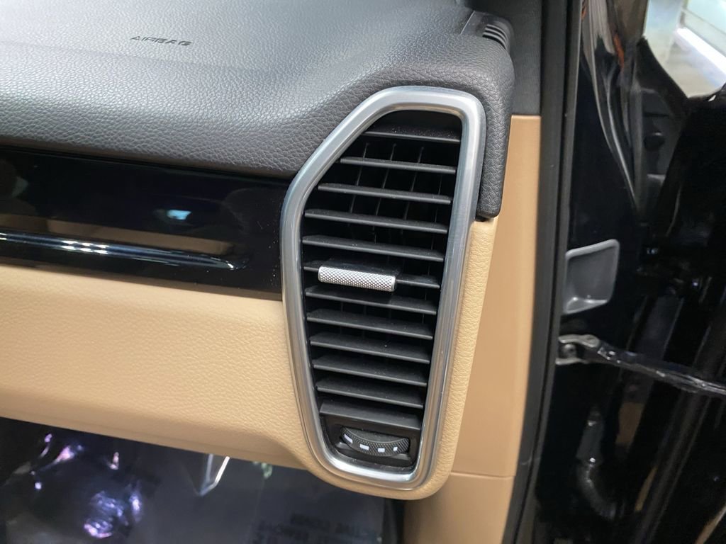 2022 Porsche Cayenne Coup Platinum Edition - Photo 28