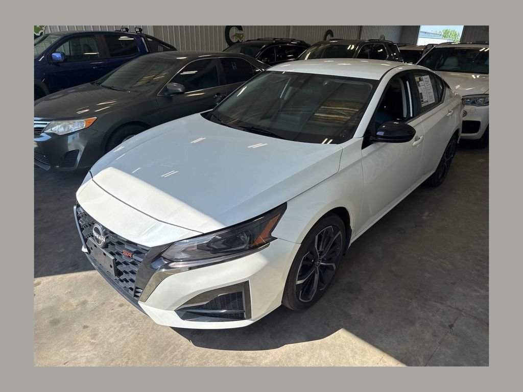 2024 Nissan Altima 2.5 SR AWD's photo