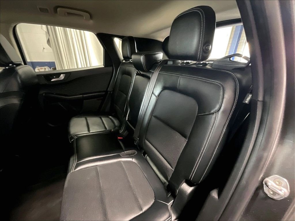Used 2020 Gray Ford SEL image 15