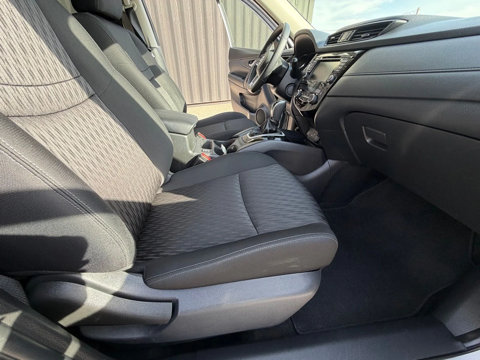Used 2020 Silver Nissan SV image 32