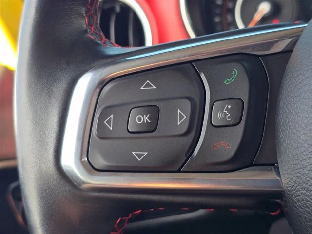 Used 2023  Jeep Rubicon image 24