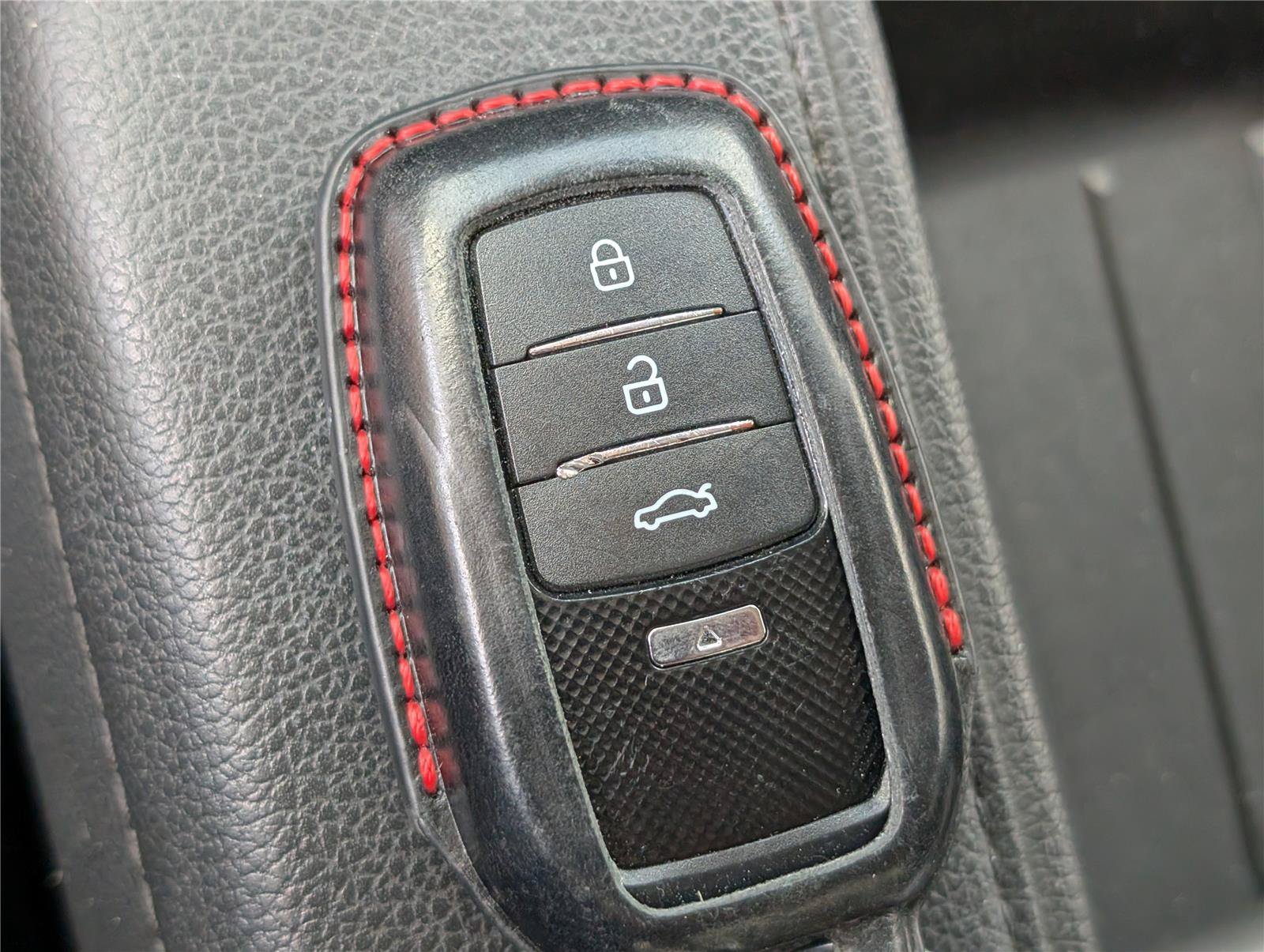 Used 2022 Gray Toyota SR5 image 30