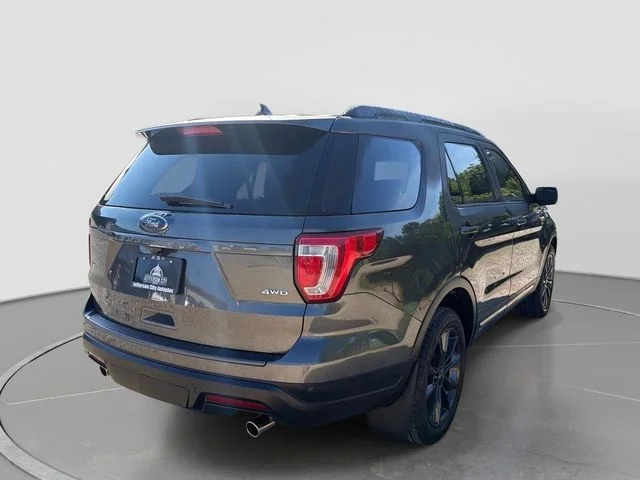 Used 2019 Gray Ford XLT image 7