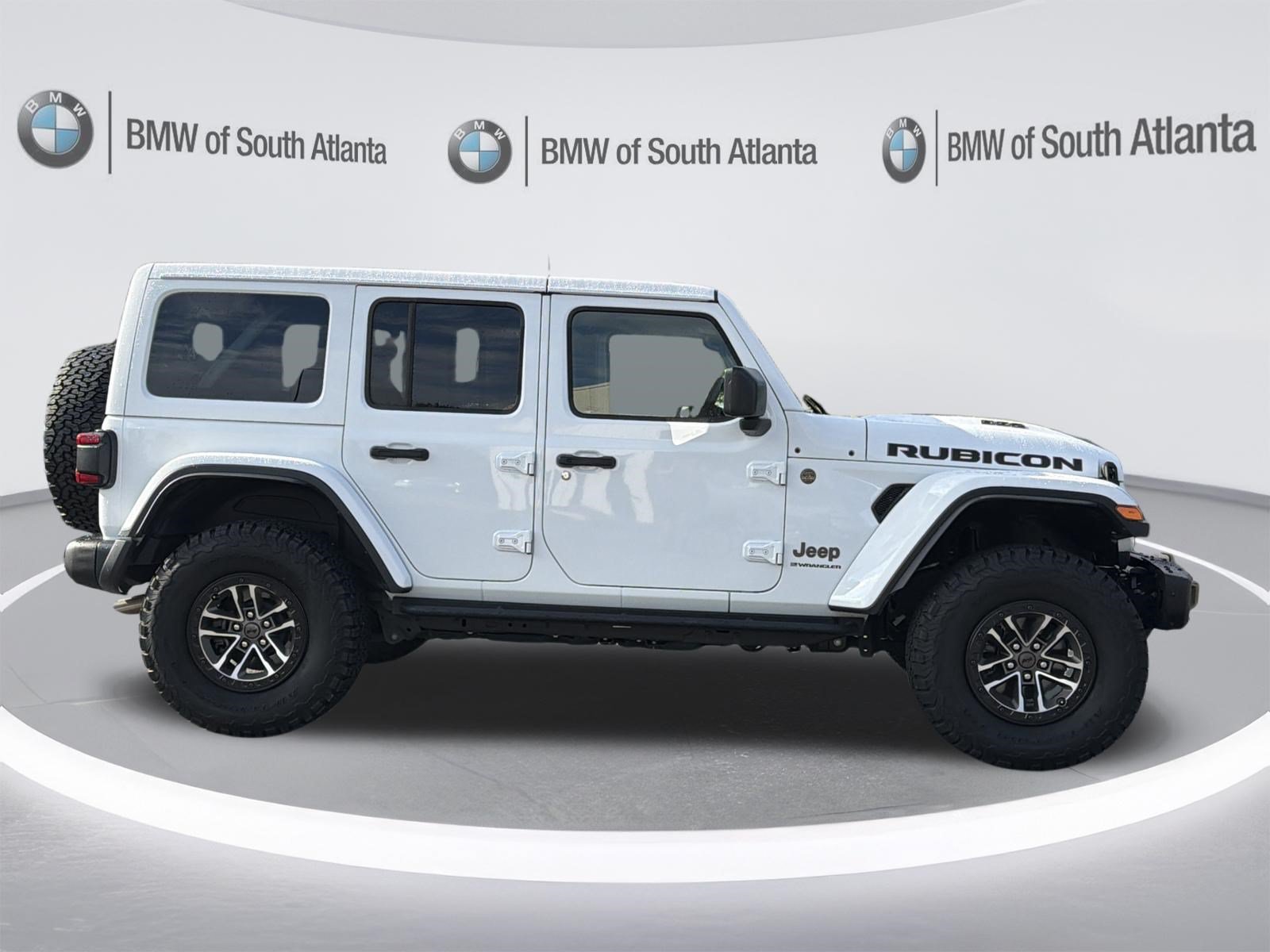 Used 2024 Bright White Clearcoat Jeep Rubicon 392 image 27