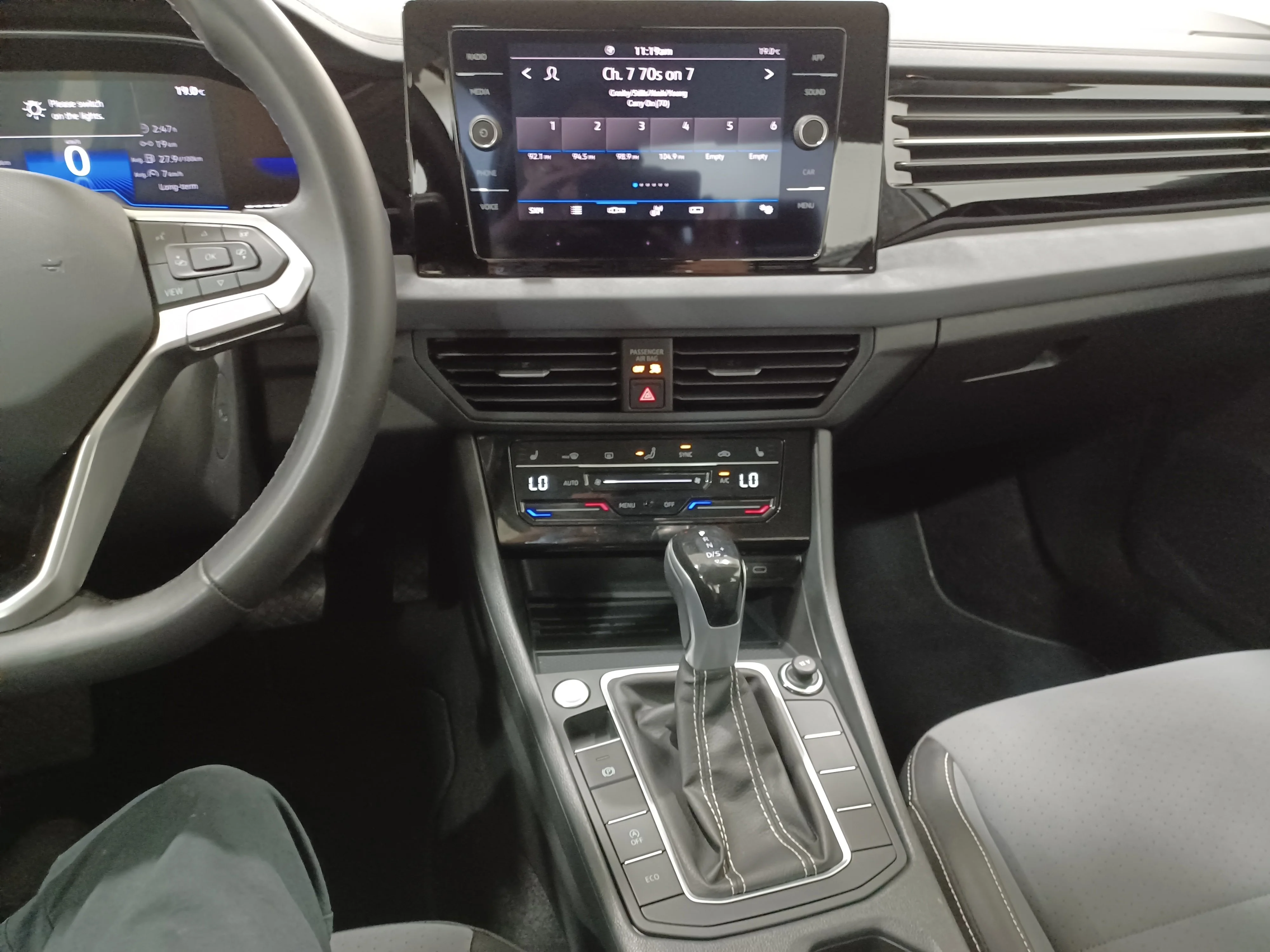 Certified Used 2025 Oryx White Pearl Volkswagen Comfortline*Adapt Cruise | Remote Start | Htd Seats & Wheel | Blind Spot Detect | Lane Keep Assist image 13