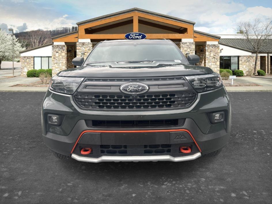 Used 2022 Green Metallic Ford Timberline image 2
