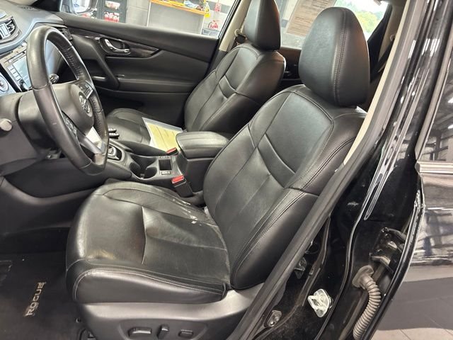 Used 2019 Black Nissan SL image 15