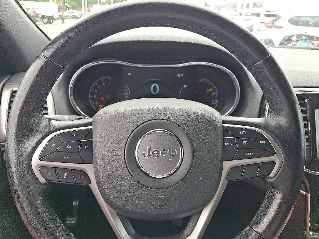Used 2022 White Jeep Limited image 21