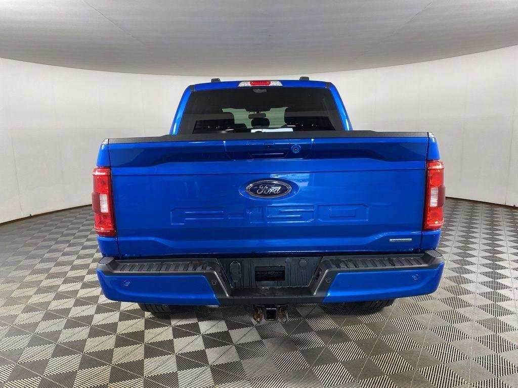Used 2021 Blue Metallic Ford XLT image 6