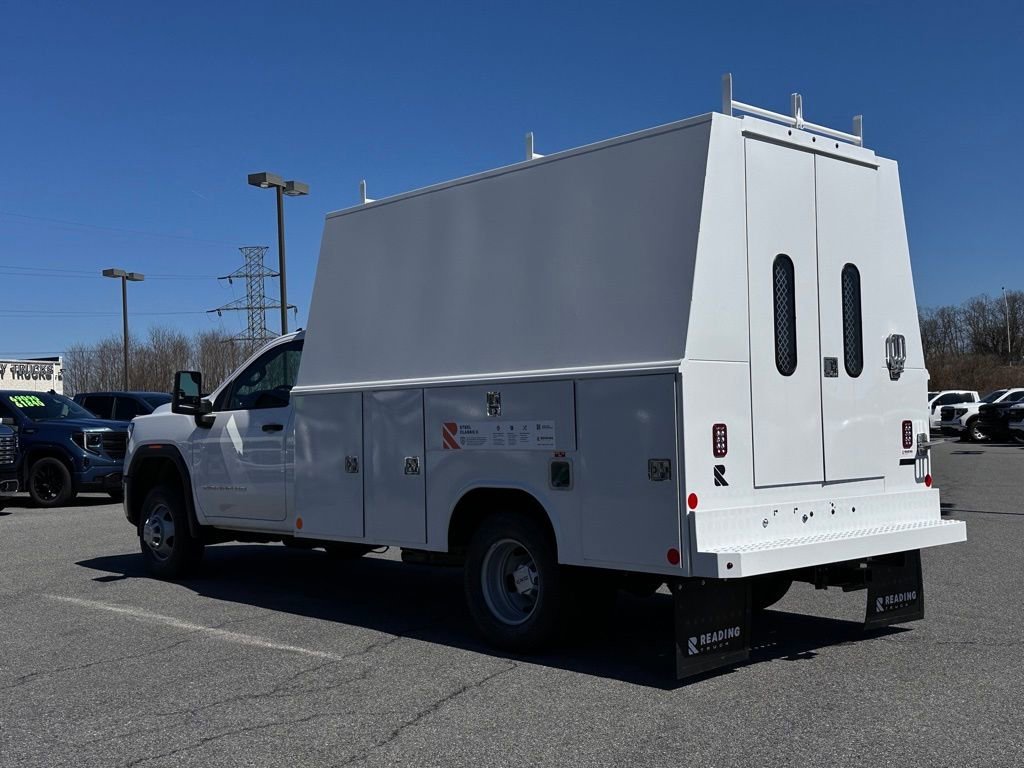 New 2026 Summit White GMC Pro image 7
