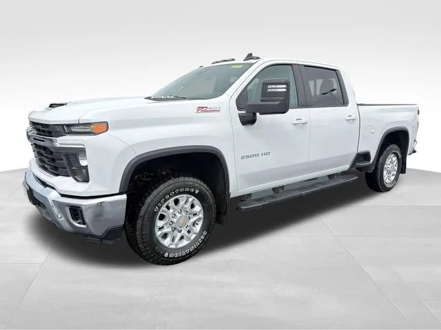 Used 2024 Summit White Chevrolet LT image 1