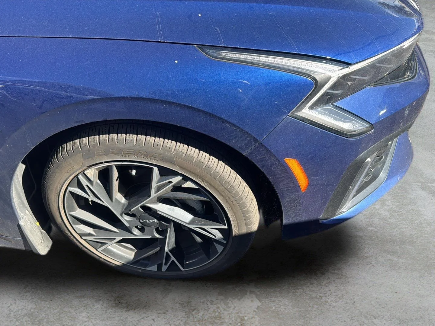 Used 2025 Yacht Blue Kia GT-Line image 5