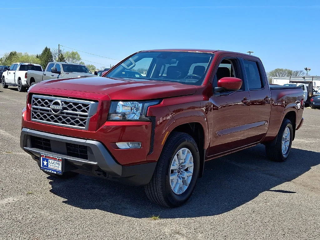 Used 2023 Red Nissan Crew Cab Long Bed SV 4x4 image 5