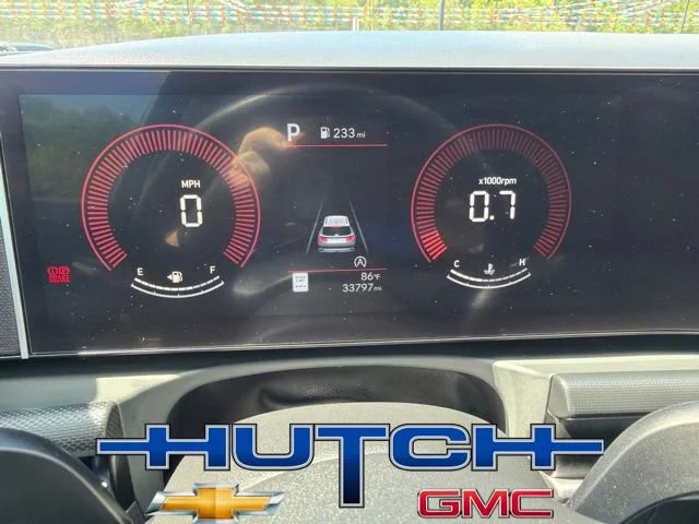 Used 2025 Gray Hyundai SEL image 24