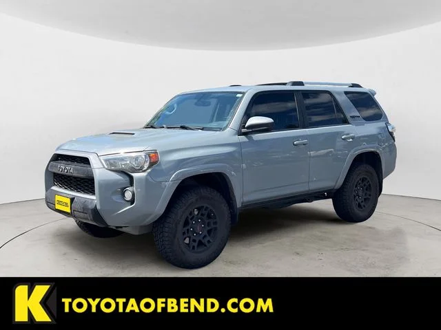 2017 Toyota 4Runner TRD Pro 4x4 V6's photo