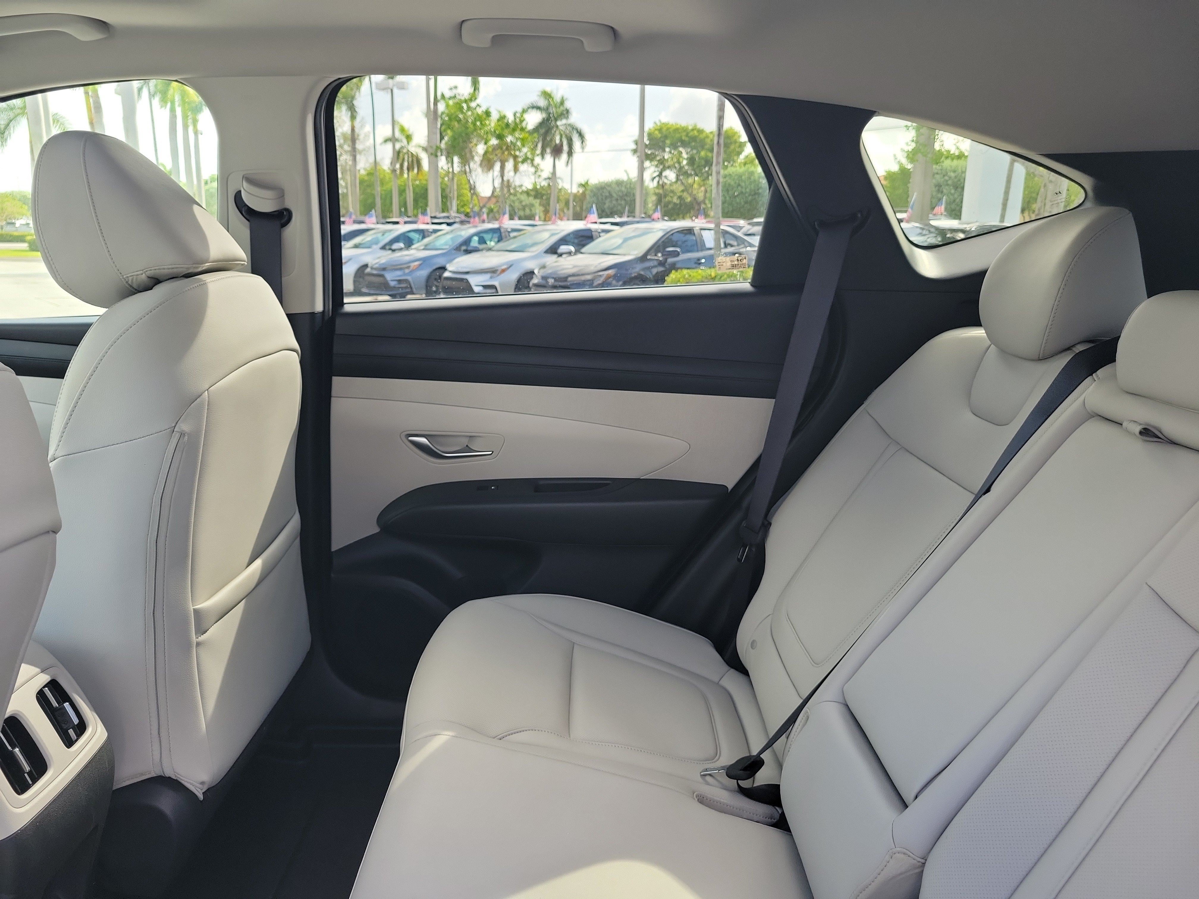 Used 2026 Phantom Black Hyundai SEL Premium image 14