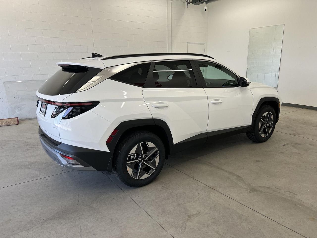 New 2026 Serenity White Pearl Hyundai SEL Premium AWD image 4